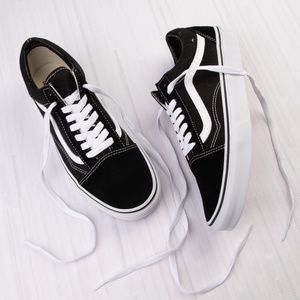 Vans Old Skool Skate Shoe - Black M7.5/W9